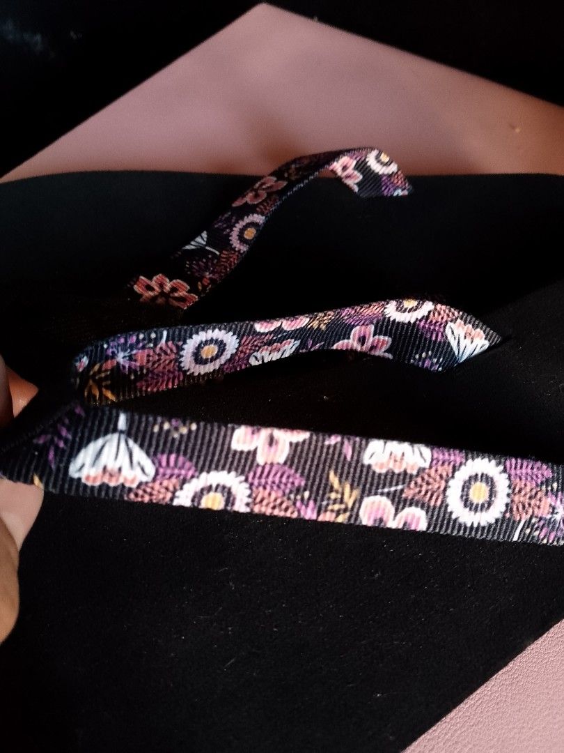 Vera Bradley women slipper size 40 (Category: Slippers and slides) located in Dasmarinas. Submitted by tintingon (Listing ID 1341542489, Image 3). Description: Brand new but no tags size 40.