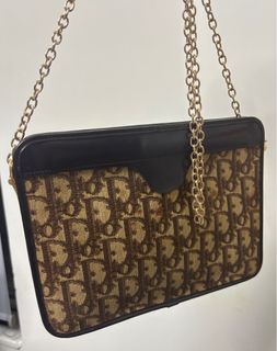 （分類：）位於 。 由 emidaco 提交（商品編號 1341509326，圖片 1）。簡介： 。
