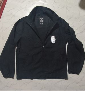 (Category: ) located in . Submitted by alllook (Listing ID 1341528567, Image 1). Description: .