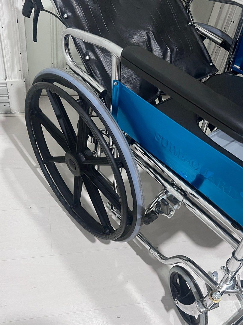 Wheelchair Reclining Commode Sureguard (Category: Wheelchairs) located in Pasig City. Submitted by declutterwithai (Listing ID 1341564437, Image 3). Description: Still in very good condition With commode Reclining 90° With headrest and footrest Still did not remove stickers Used for 2 months Bought around 8k Negotiable (reasonable).