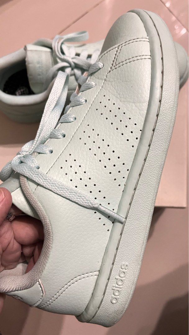 Adidas Tennis advantage (Category: Sneakers) located in Imus. Submitted by honisp (Listing ID 1341693033, Image 2). Description: Authentic Adidas Tennis Advantage Color Turquoise Size US 6 ; UK 4 1/2; 23CM Slightly used Outsole 9/10 Needs cleaning lang With box .