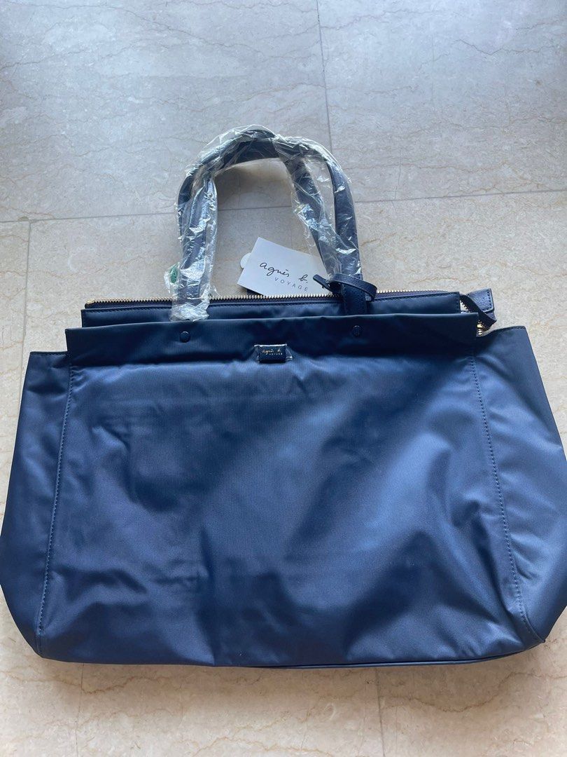 Agnes B Shoulder Tote Bag (+ free green bag) (Category: Bags & Wallets) located in Singapore. Submitted by m3_gnn (Listing ID 1341655097, Image 2). Description: Never used before, in good condition. Tag is still intact. Comes with a free green bag! .