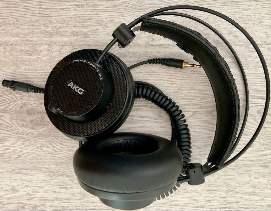 AKG K-245 Foldable Open Studio Headphones (Category: Headphones & Headsets) located in Caloocan City. Submitted by mediokerr (Listing ID 1341669899, Image 3). Description: Visit, follow and like Echo Chamber page on FBb for more music-related gears on sale. Unit and cable only. Unused and stocked for a year hence the synthetic leather expired. Bought it at 9k in Lyric. No issue other than cosmetics. Please manage your expectation. Perfectly worki