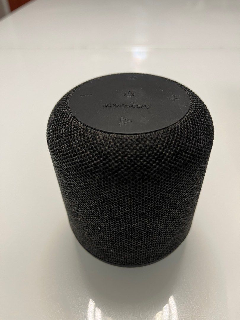 Anker Soundcore Motion Q speaker (Category: Soundbars, Speakers & Amplifiers) located in Paranaque City. Submitted by xavieraxb (Listing ID 1341723342, Image 1). Description: Anker Soundcore Motion Q speaker In good condition No issues 360 degree sound Fully water proof.