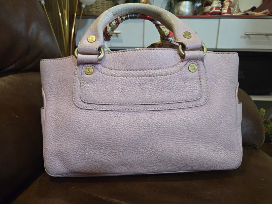 Celine leather handbag (Category: Luxury Bags & Wallets) located in Cabuyao City. Submitted by swiftdeer.ed9787 (Listing ID 1341615357, Image 1). Description: FOR SALE PRICE POSTED IS THE LAST PRICE PRICE: 6590 PLUS SF CELINE BOOGIE LETAHER BAG THRIFTED - MANAGE YOUR EXPECTATION SEE PHOTOS FOR YOUR REFERENCE SCRATCHES AND FADES LOCATION: CABUYAO LAGUNA MEET UP, JNT OR LALAMOVE MOP: GCASH.