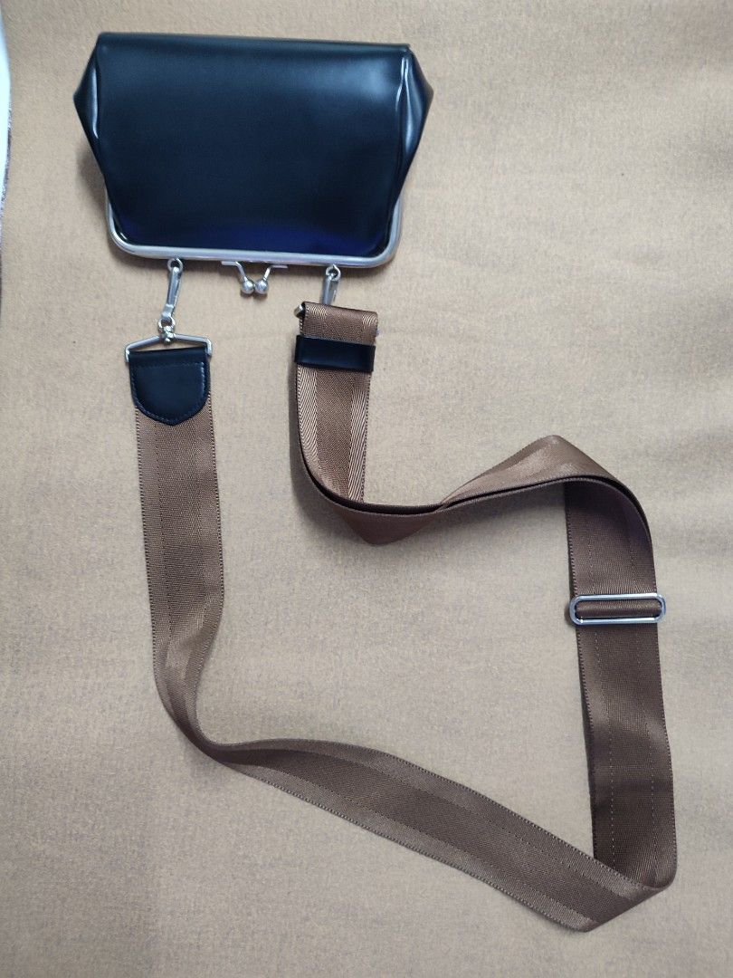 Comme des garcons kisslock seatbelt bag Luxury Bags Wallets on Carousell