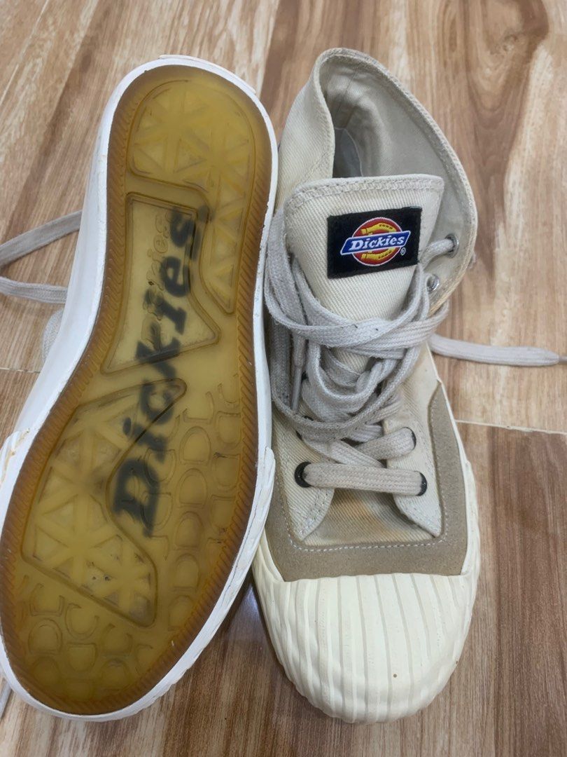Dickies shoes (Category: Sneakers) located in Manila. Submitted by oryenz (Listing ID 1341756947, Image 1). Description: Dickies shoes Used Need wash Stock in the drawer not worn anymore 6.5 US .