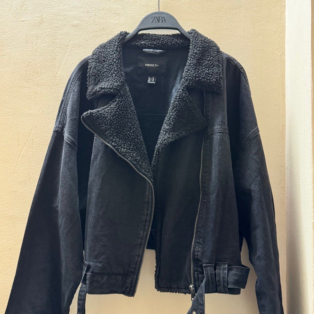 F21 Jacket (Category: Coats, Jackets and Outerwear) located in Quezon City. Submitted by ftja_ (Listing ID 1341735564, Image 1). Description: .