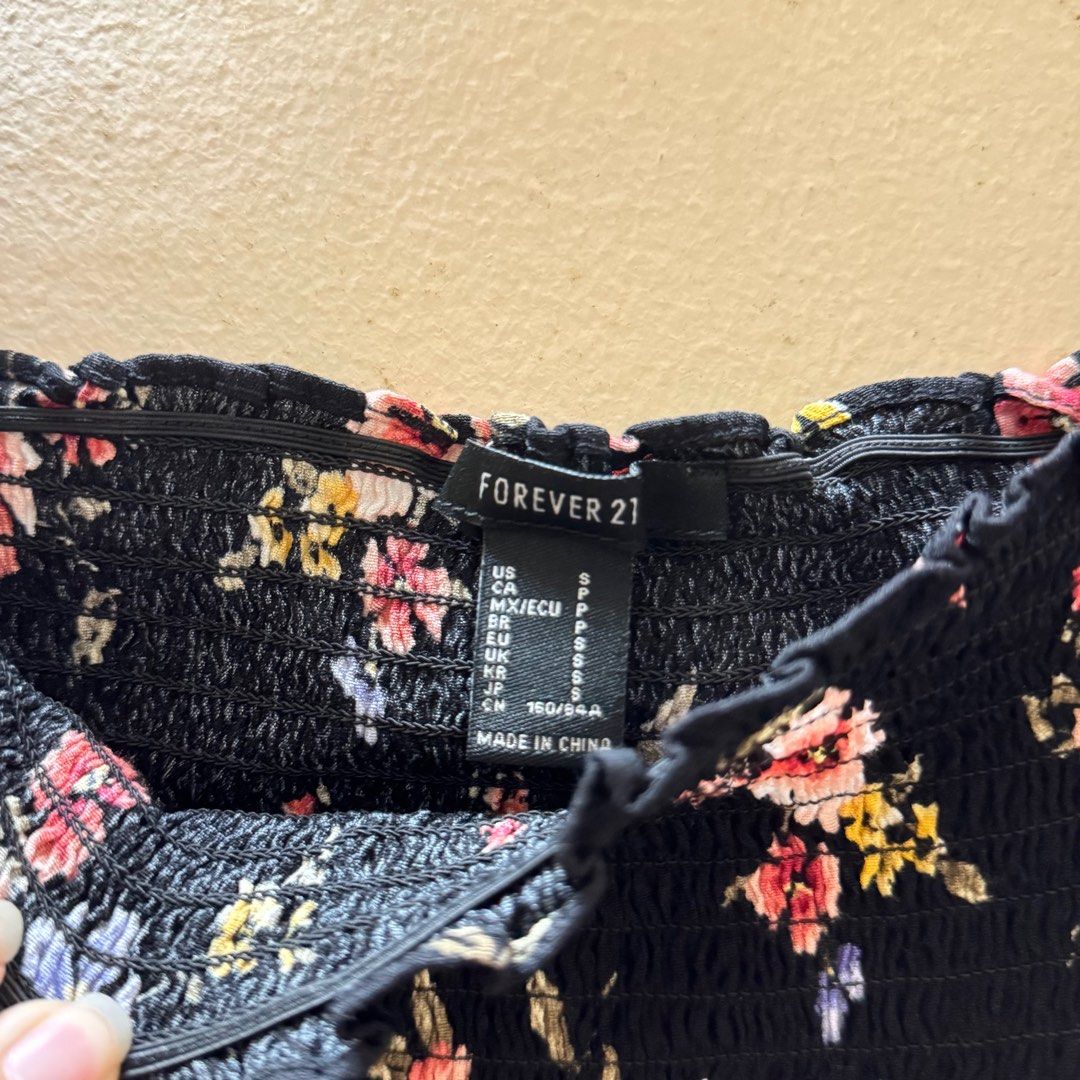 F21 Top (Category: Blouses) located in Quezon City. Submitted by ftja_ (Listing ID 1341735331, Image 2). Description: .