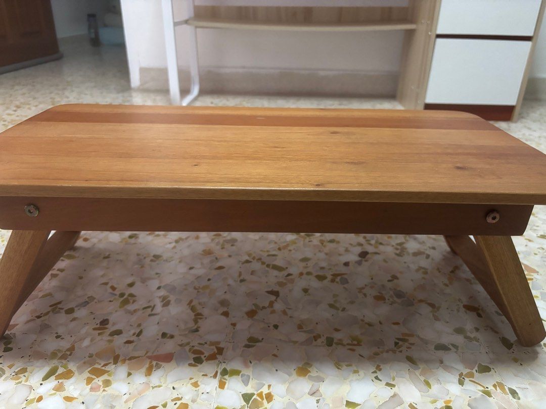 Foldable study table (Category: Tables & Sets) located in Singapore. Submitted by mengwei2727 (Listing ID 1341620997, Image 1). Description: Small foldable study table Good condition Lightly used Length 60cm Take 2 at $40.