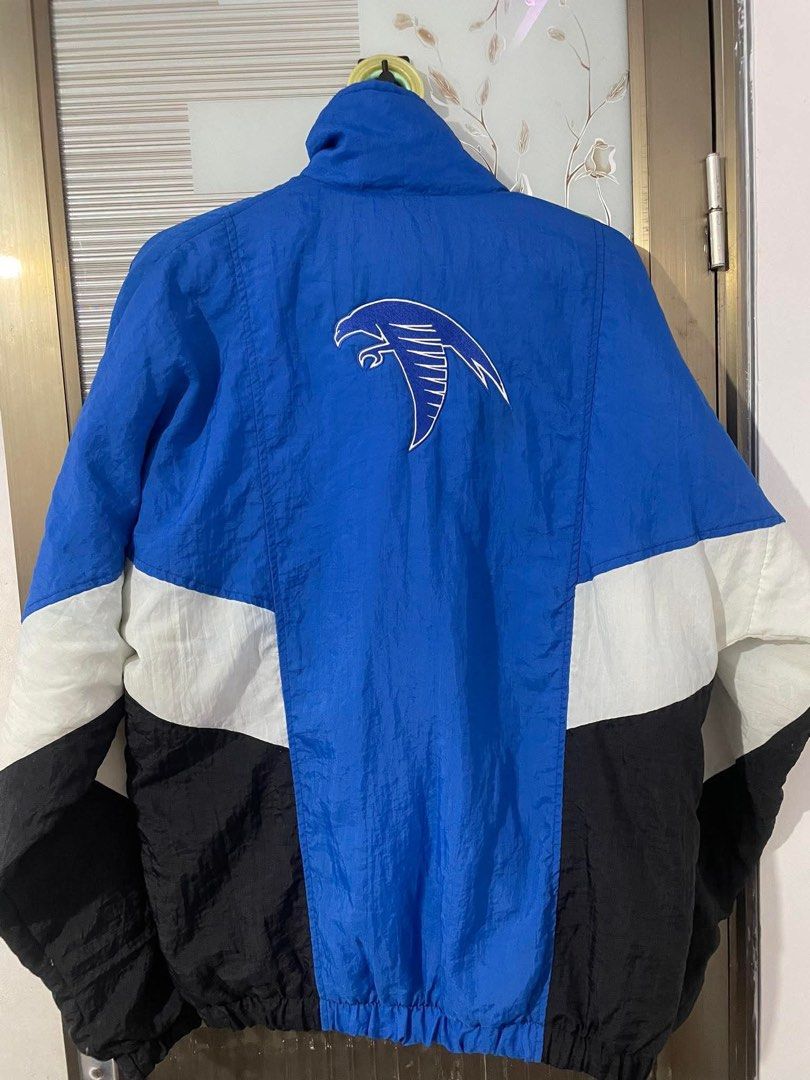Hollaway falcon jacket (Category: Coats, Jackets and Outerwear) located in Malabon City. Submitted by rssll30 (Listing ID 1341597812, Image 2). Description: .