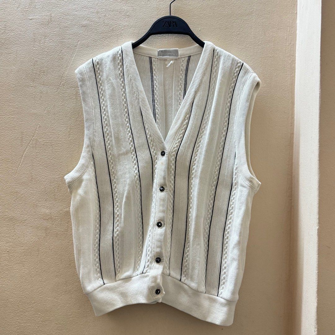 Knitted Vest (Category: Blouses) located in Quezon City. Submitted by ftja_ (Listing ID 1341737256, Image 1). Description: .