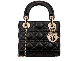 (Category: ) located in . Submitted by haleycloset (Listing ID 1341769716, Image 1). Description: .