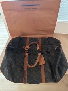 (Category: ) located in . Submitted by borntoshop89 (Listing ID 1341691639, Image 1). Description: .