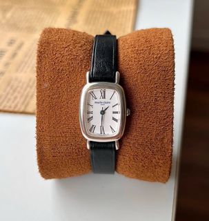 (Category: ) located in . Submitted by vintage.instyle (Listing ID 1341630377, Image 1). Description: .