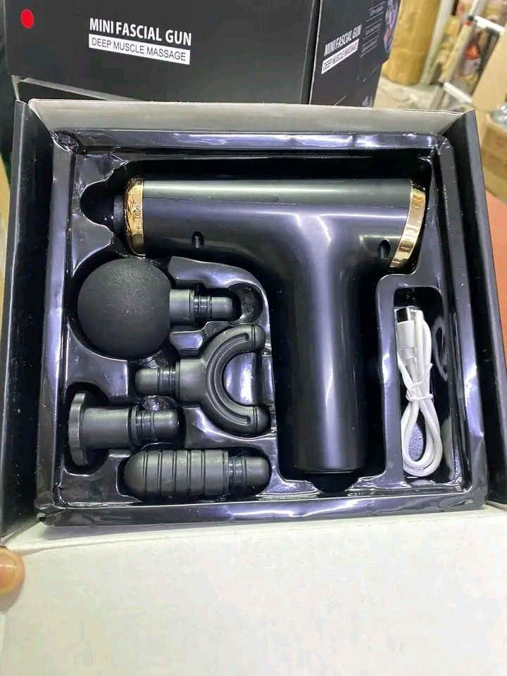 Mini Massage Gun (Category: Massage Devices) located in Manila. Submitted by micoooy (Listing ID 1341624828, Image 2). Description: .