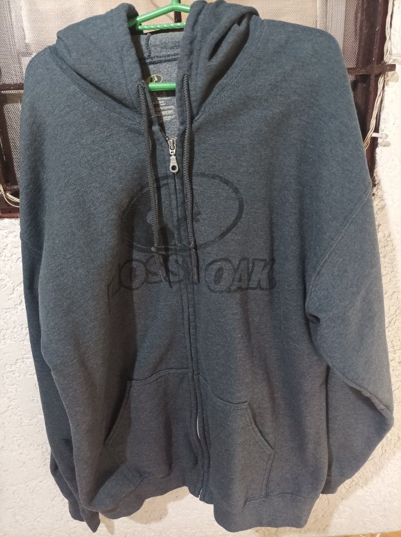 Mossy Oak from US (Category: Coats, Jackets and Outerwear) located in Pasig City. Submitted by rainmaker43 (Listing ID 1341593862, Image 1). Description: L-28 w-24 Sleeves-28.