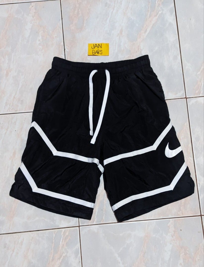 Nike Throwback (Category: Shorts) located in Davao. Submitted by janbars (Listing ID 1341618110, Image 2). Description: Nike Throwback Short Size M W27-34/L20 dimes As new condition No issue 1,000 + sf.