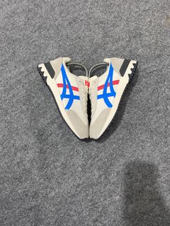 (Kategori: ) berada di . Dikirim oleh kembarsneakers (ID iklan 1341759907, Gambar 1). Deskripsi: .