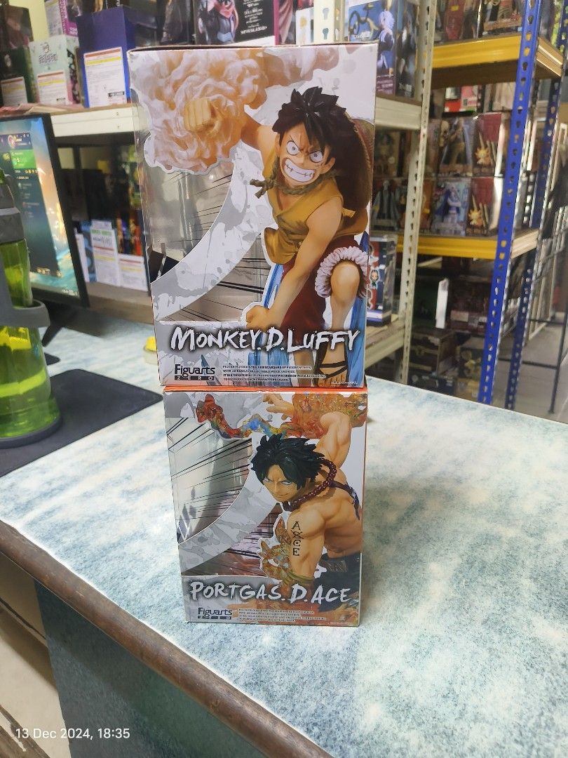 Figurine One Piece - Monkey D Luffy Brother Bond Figuarts Zero