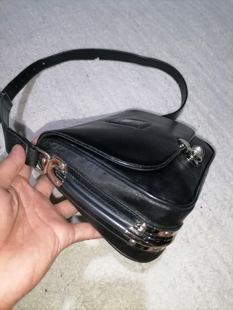 Piero Guidi Shoulder Bag Women s Fashion Bags Wallets Shoulder Bags on Carousell