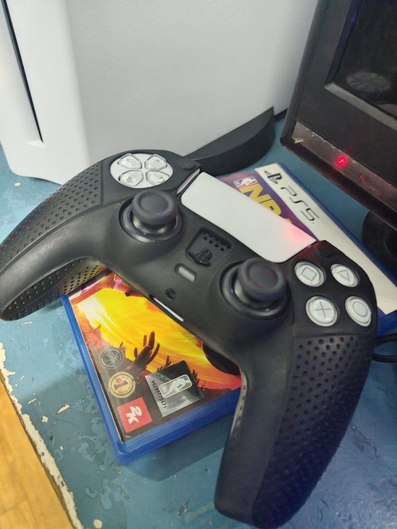 Playstation 5 Disc Edition (2.5+ Terabytes) (Category: PlayStation) located in Mandaluyong City. Submitted by jedjed1026 (Listing ID 1341754092, Image 3). Description: FOR SALE OR SWAP Pag swap po pwede sa slim or pro pagusapan nalang details ALREADY INSTALLED 2TB M. 2 NVMe 990 PRO WITH SABRENT HEATSINK WILL SHIP OR MEETUP W/ COMPLETE CABLES ALREADY INCLUDES: Two Controllers with silicone case and upgraded HALL EFFECT analogs.