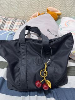 (Category: ) located in . Submitted by jdc.closet09 (Listing ID 1334834266, Image 1). Description: .