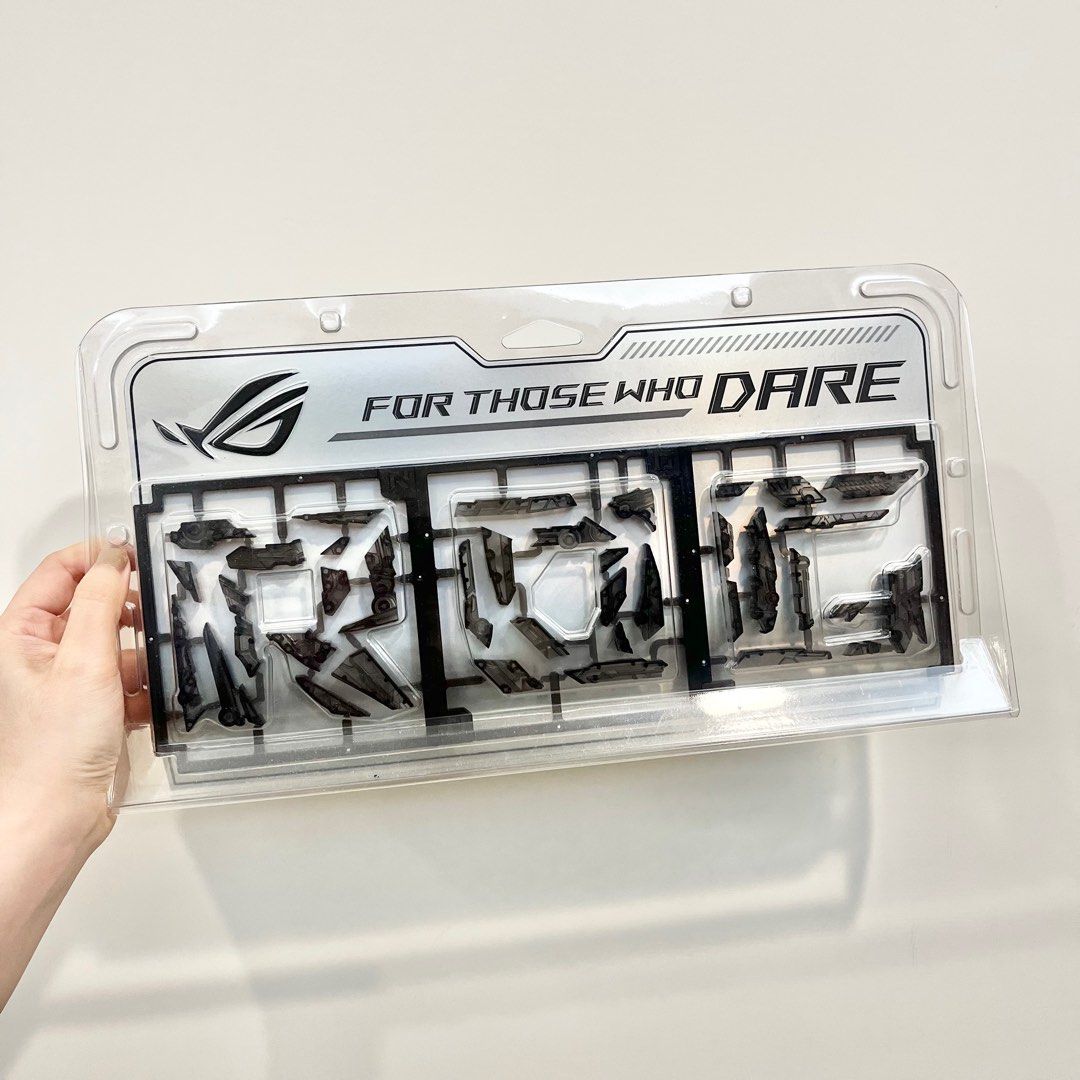 ROG DIY Model kit 敗家之眼 模型, 書籍、休閒與玩具, 玩具、公仔、桌遊在旋轉拍賣