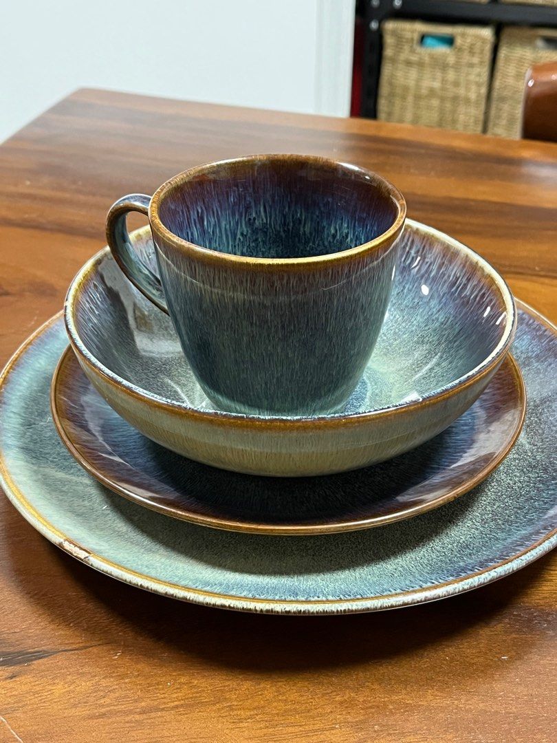 Set glazed stoneware mug bowl breakfast plate dinner plate (Category: Dinnerware & Cutlery) located in Quezon City. Submitted by spacetronaut (Listing ID 1341688932, Image 2). Description: Selling as set for ₱1,190 Stoneware mug, bowl, breakfast plate, and dinner plate Lightly used but no cracks, all usable Glaze is very pretty!.