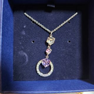 SWAROVSKI 頸鏈629748229821461120