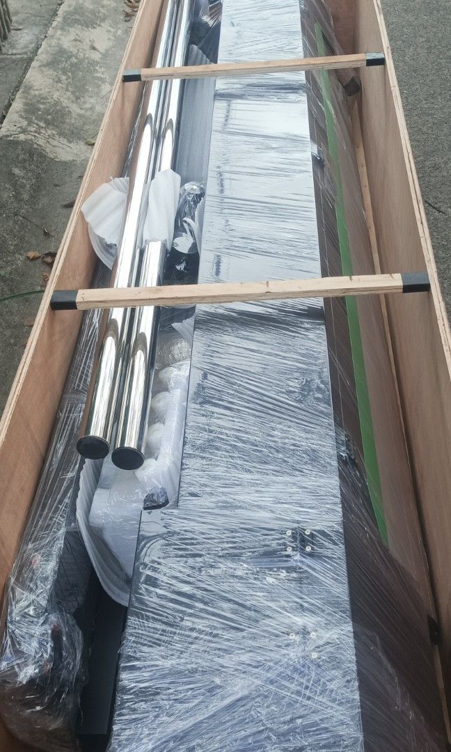 TARPAULIN PRINTER MACHINE ECO SOLVENT 6FT (Category: Printers, Scanners & Copiers) located in Manila. Submitted by melvinflor41363 (Listing ID 1341600974, Image 2). Description: .
