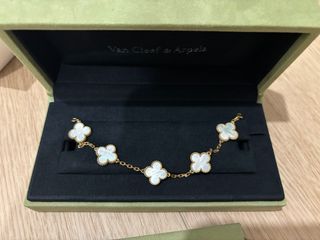 (Category: ) located in . Submitted by yangc (Listing ID 1341642810, Image 1). Description: .