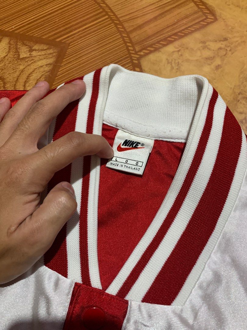 Vintage Y2K Nike Warmer Jersey (Category: Tshirts & Polo Shirts ) located in Quezon City. Submitted by studyanthrift (Listing ID 1341676892, Image 2). Description: .