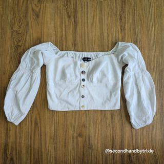 (Kategori: ) berada di . Dikirim oleh trixiesspace (ID iklan 1341644496, Gambar 1). Deskripsi: .