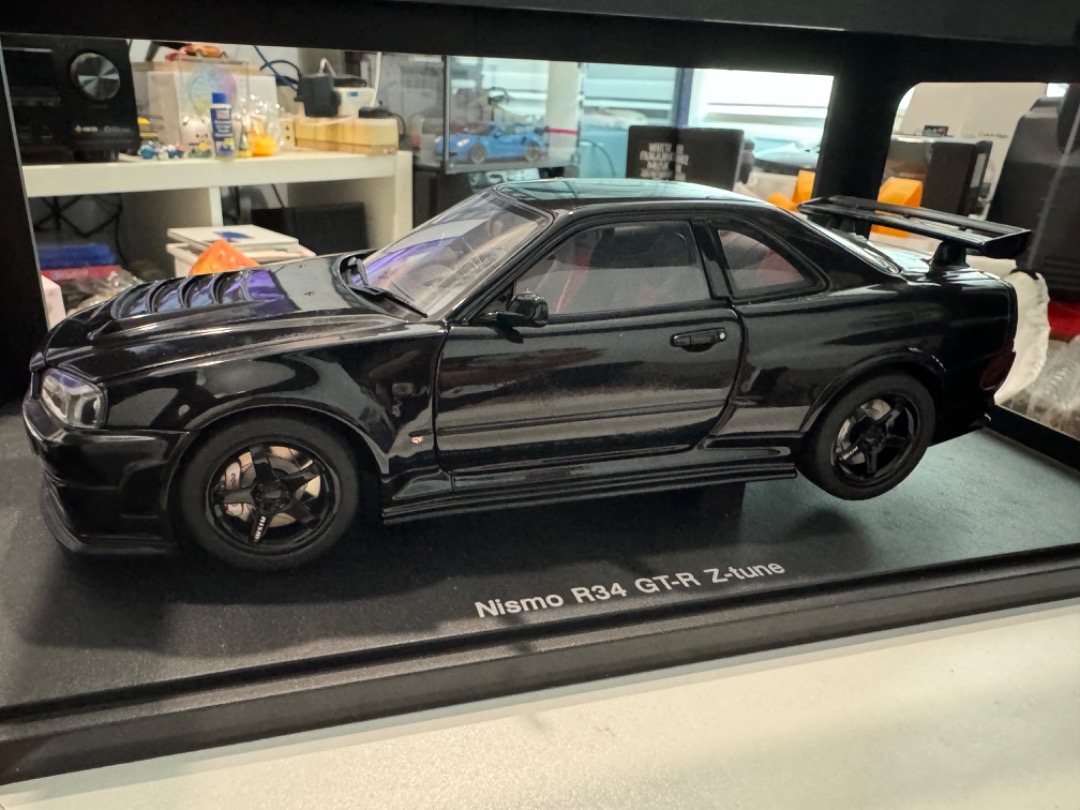 1:18 Autoart Nissan Nismo R34 GTR Z-Tune, Hobbies & Toys, Toys & Games ...