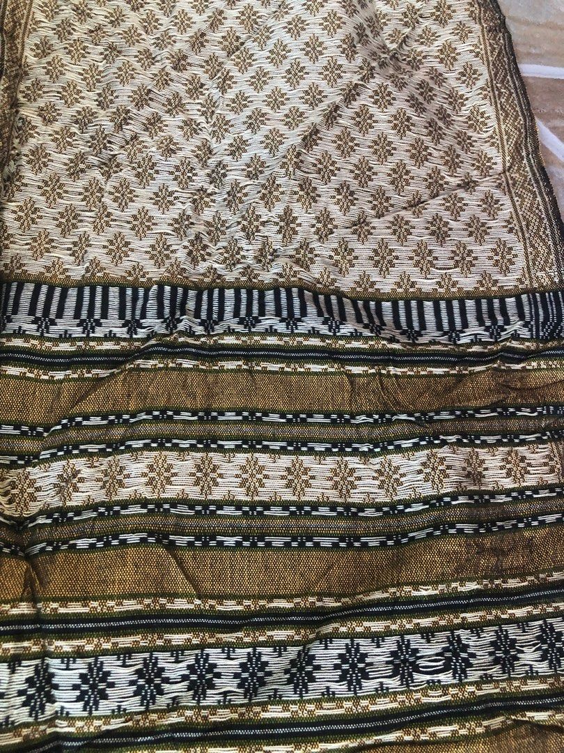 13”x80”table runner (Category: Carpets, Mats & Flooring) located in Dipolog. Submitted by playmatesfriend.ph (Listing ID 1341853331, Image 2). Description: .
