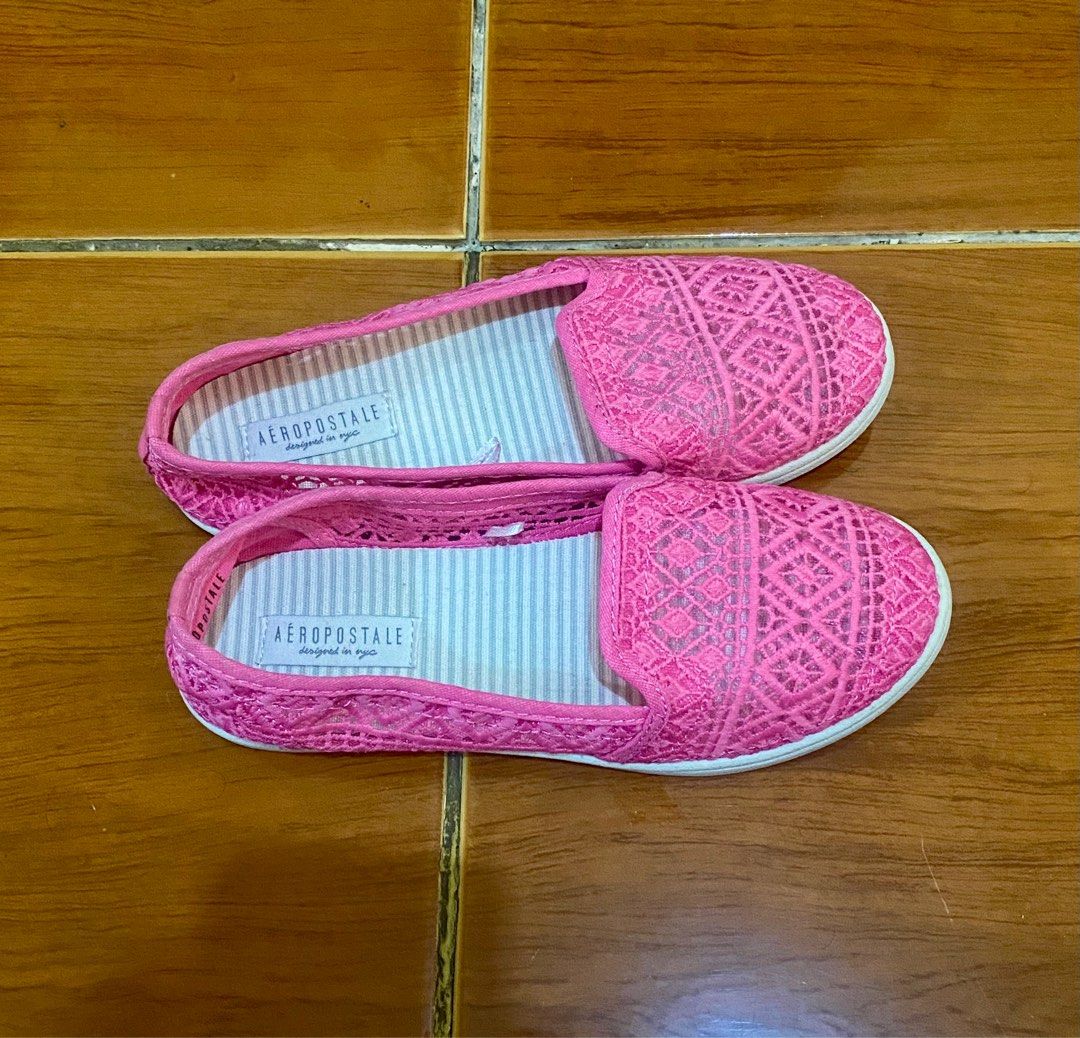 Aeropostale Pink slip on (Category: Sneakers) located in Manila. Submitted by justinstyleee (Listing ID 1341818126, Image 2). Description: Authentic Aeropostale Pink Slip on shoe💯 Used only once good as new Size 6.