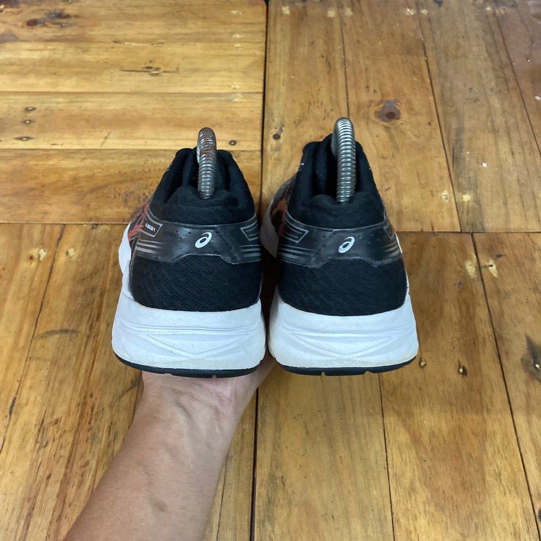 Asics gel conteng 4, Men's Fashion, Footwear, Sneakers on Carousell