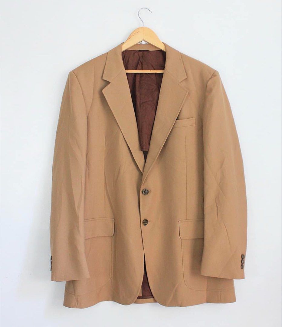 Beige Oversized Blazer / Coat (Category: Coats, Jackets and Outerwear) located in Taguig. Submitted by stxff_ (Listing ID 1341956818, Image 3). Description: Oversized blazer in beige Long length Fits up to XL - please note this is super oversized for smaller frames Only worn twice.