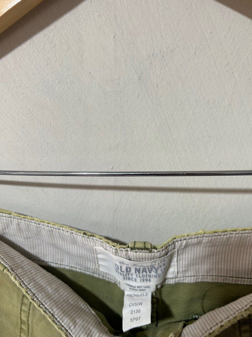 BUY ANY 3 (50php and below items) FOR 100 - Old Navy Shorts (Category: Shorts) located in Bulacan. Submitted by declutterplus (Listing ID 1341839916, Image 2). Description: Fits M.