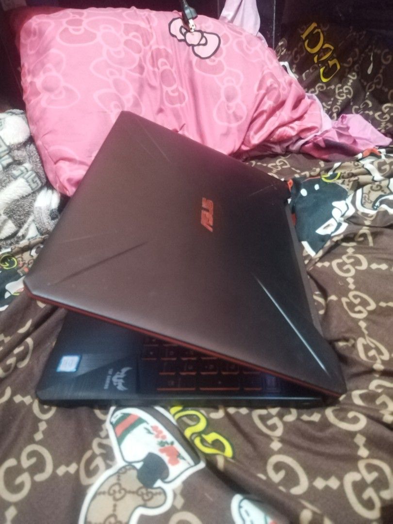 Buying ako use defective laptop (Category: Laptops & Notebooks) located in Pateros City. Submitted by krisvelasco (Listing ID 1341770784, Image 3). Description: buying ako use defective laptop pogo pull out office pull out hindi na magamit 9482460170.