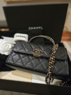 (Category: ) located in . Submitted by shopping_fancy (Listing ID 1341834302, Image 1). Description: .