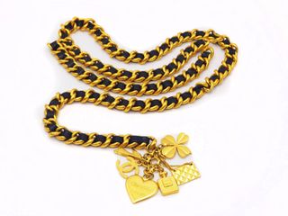 (Category: ) located in . Submitted by designercollectibles.com.au (Listing ID 1341840613, Image 1). Description: .