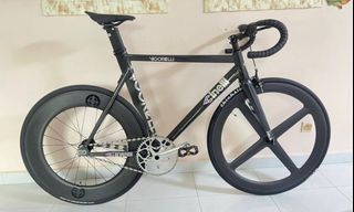 (Category: ) located in . Submitted by luxel (Listing ID 1341880397, Image 1). Description: .