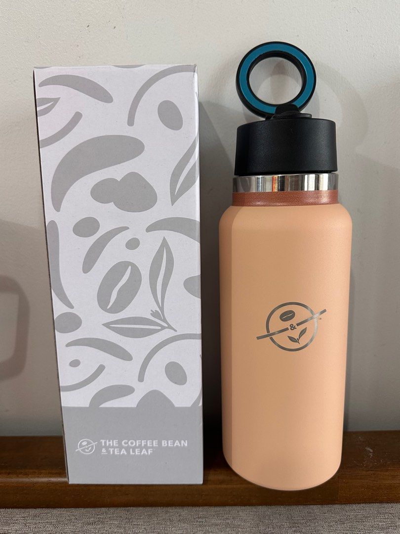 Coffee Bean & Tea leaf Limited Edition Holiday Collection (Category: Water Bottles & Tumblers) located in Manila. Submitted by timothy_28 (Listing ID 1341839045, Image 2). Description: Coffee Bean & Tea Leaf 2024 Holiday Collection - Latte Tumbler w/ Mag safe 1,499 - Cappuccino travelTumbler 1,000 -Macchiato Tumbler 1,299.