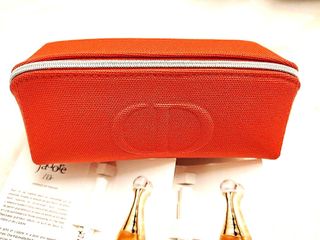 （分類：）位於 。 由 apple5512 提交（商品編號 1335883317，圖片 1）。簡介： 。