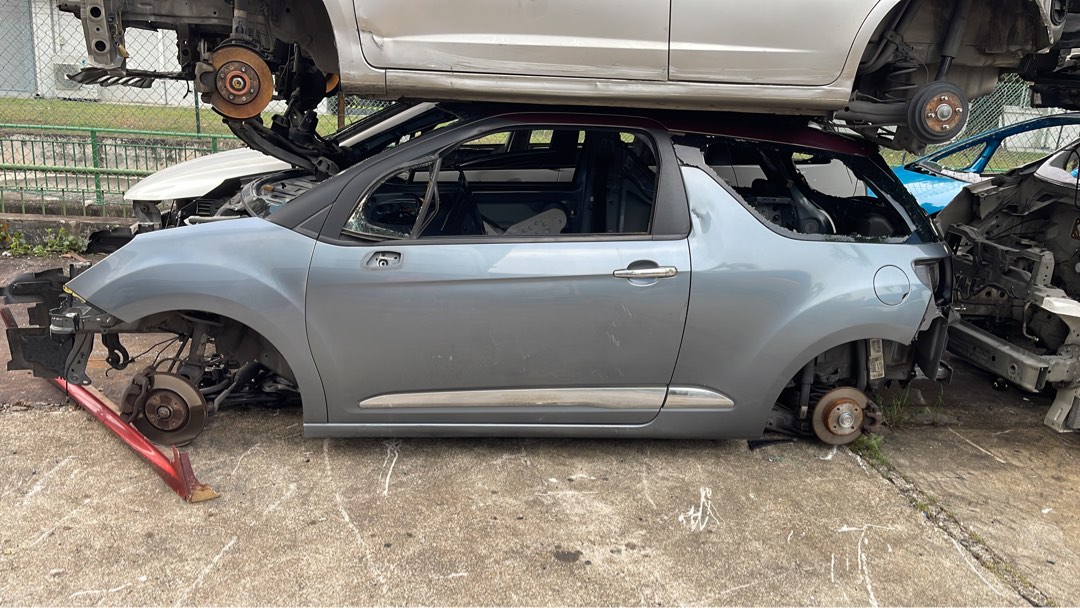 (Category: ) located in . Submitted by vtec88 (Listing ID 1341777482, Image 1). Description: .