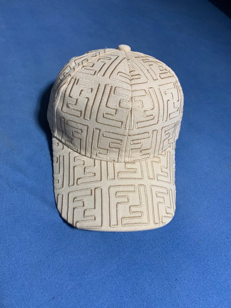Fendi dad hat store