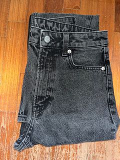 (Category: ) located in . Submitted by hallaa (Listing ID 1341827738, Image 1). Description: .