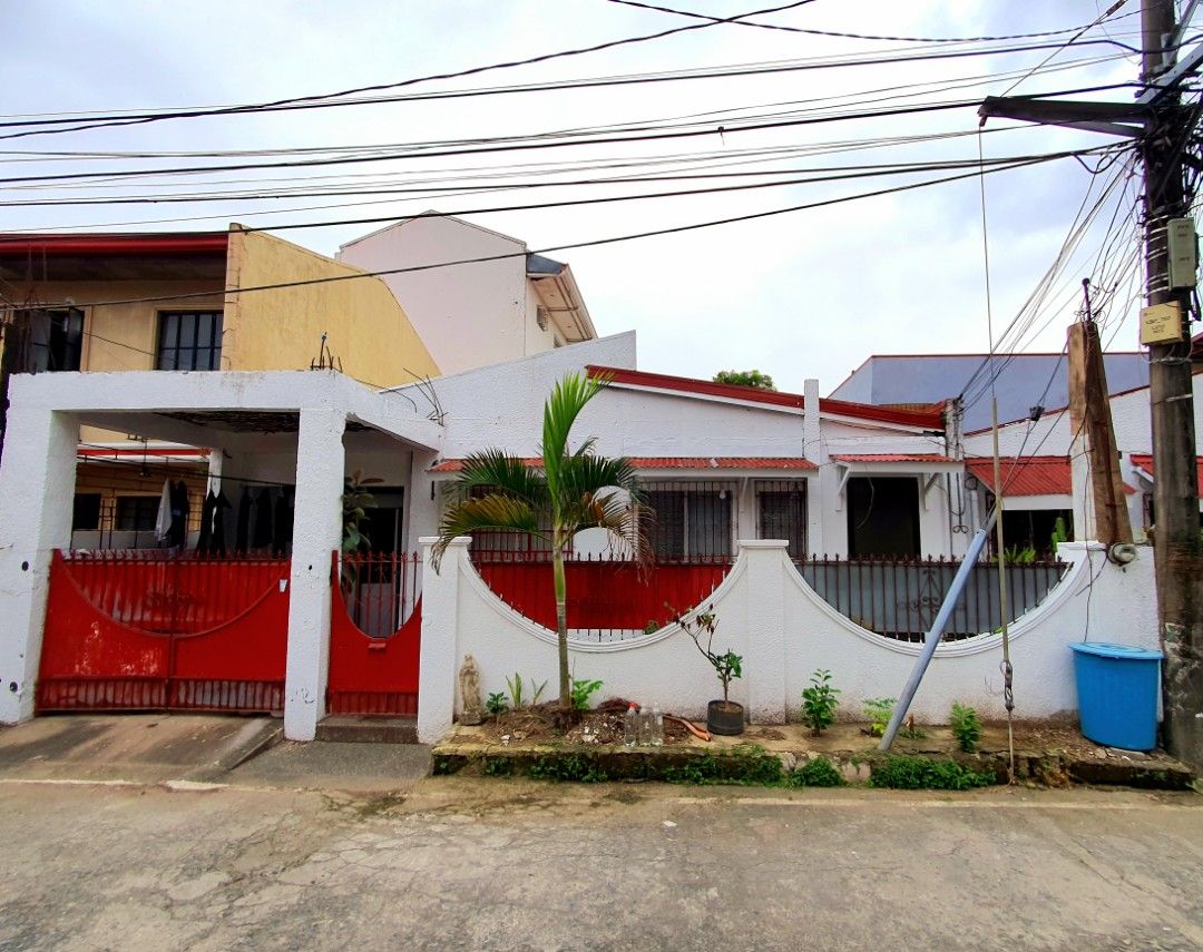 House & Lot for Sale (Category: House & Lot) located in Manila. Submitted by bubba20 (Listing ID 1341865598, Image 2). Description: 2 units of House and Lot for Sale 8.5M slightly negotiable House #1 Description: 2 bedrooms/ 2 bathrooms 240 sqm lot area w/1 car garage Dirty kitchen Laundry area Storage room House #2 Description: 2 bedrooms/ 2 bathrooms 240 sqm lot area w/1 car garage Laundry area Location: Remarville Patricia Village Las pinas Al